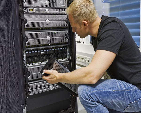 如何在控制台快速完成日本亚马逊云服务器的实例部署